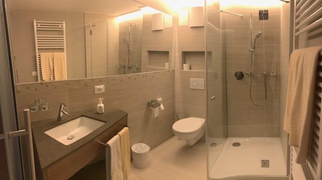 Hotel Goldener Adler كورون فينوستا المظهر الخارجي الصورة